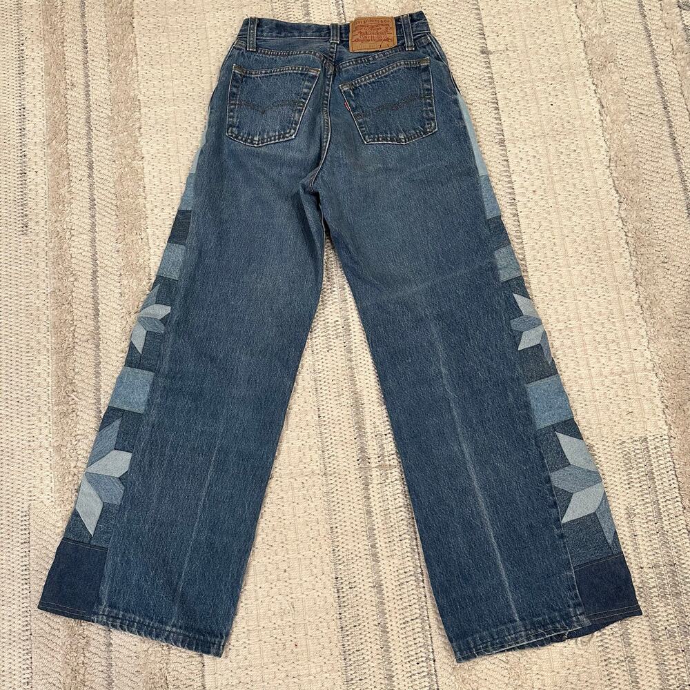 LEVI'S Women's Upcycled Wide Leg Jeans Size 9 - Picture 2 of 9